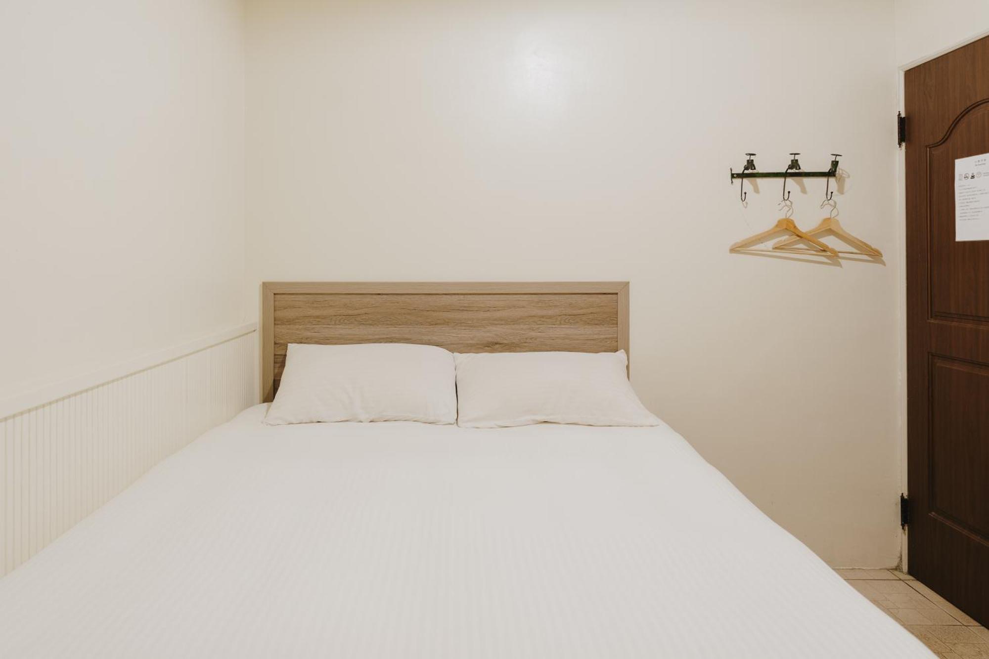 Mountain Traveler Inn จิ่วเฟิ่น ภายนอก รูปภาพ