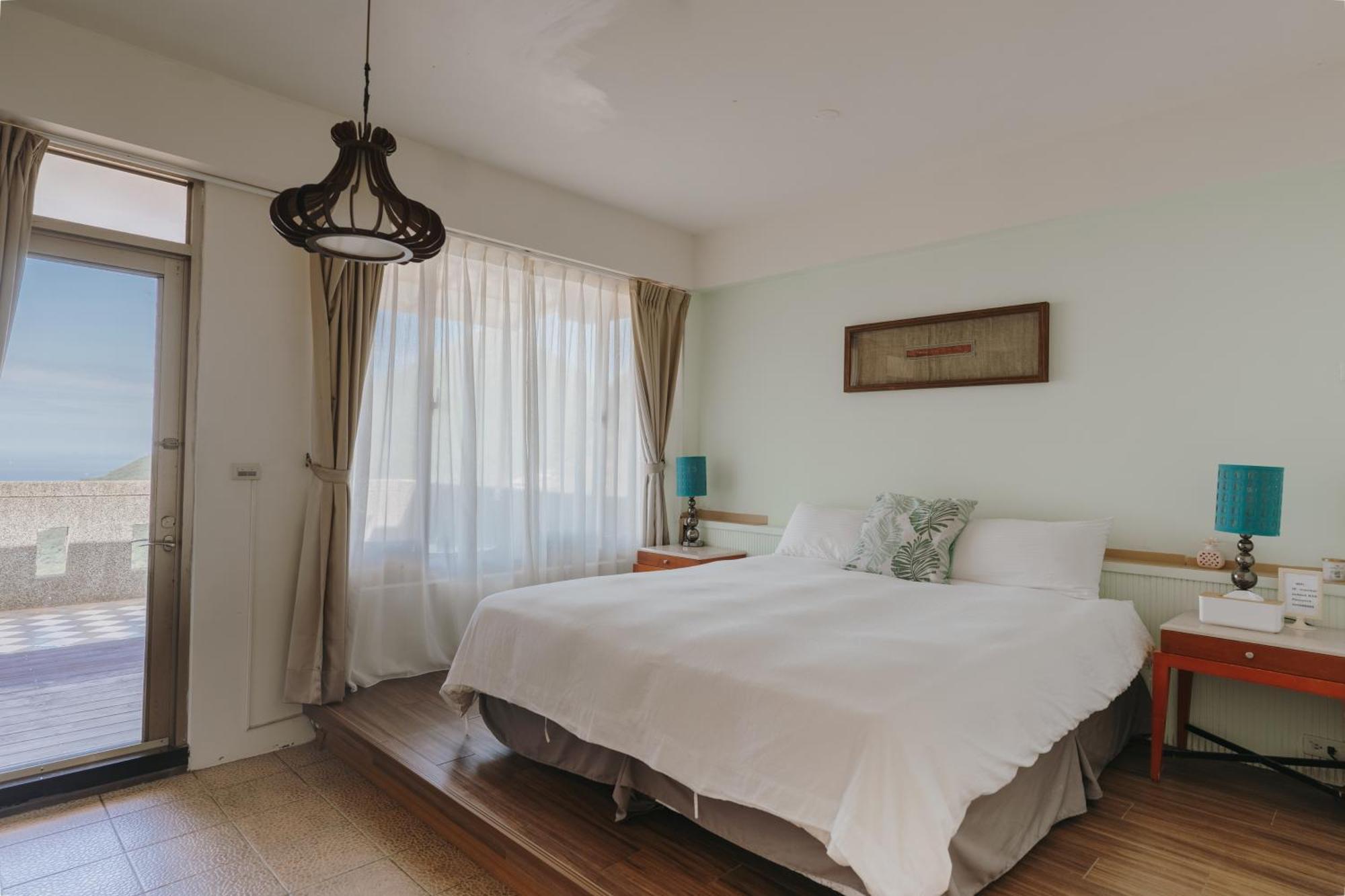 Mountain Traveler Inn จิ่วเฟิ่น ภายนอก รูปภาพ