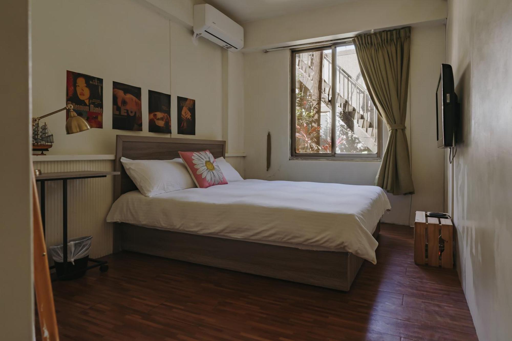 Mountain Traveler Inn จิ่วเฟิ่น ภายนอก รูปภาพ