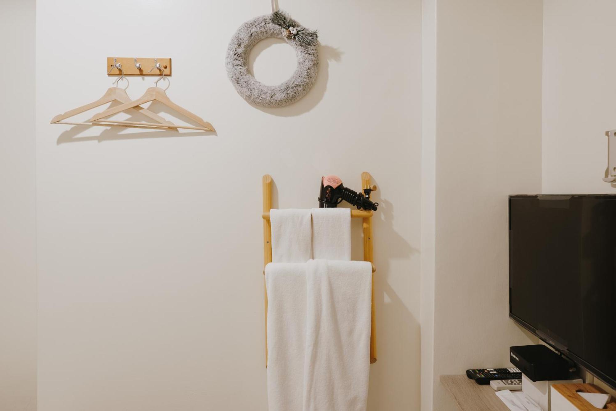 Mountain Traveler Inn จิ่วเฟิ่น ภายนอก รูปภาพ