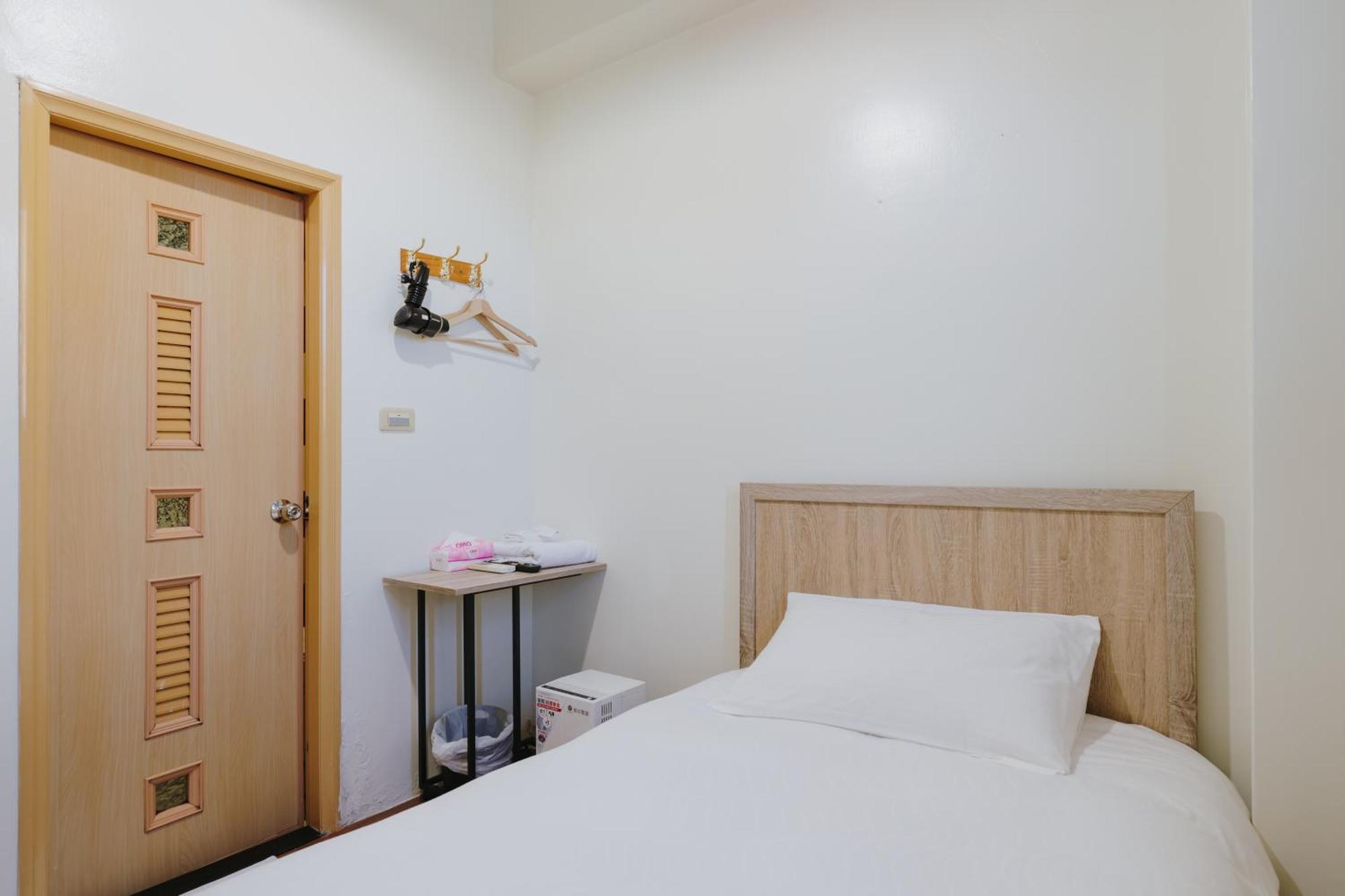 Mountain Traveler Inn จิ่วเฟิ่น ภายนอก รูปภาพ