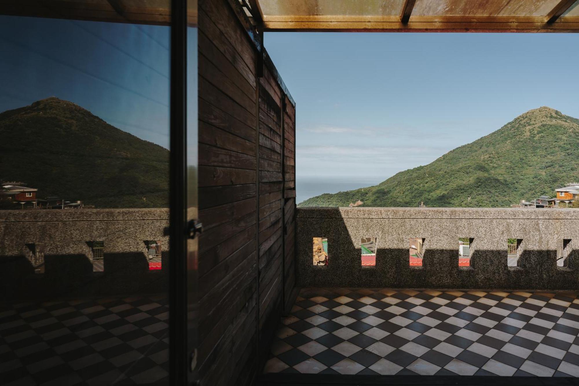 Mountain Traveler Inn จิ่วเฟิ่น ภายนอก รูปภาพ
