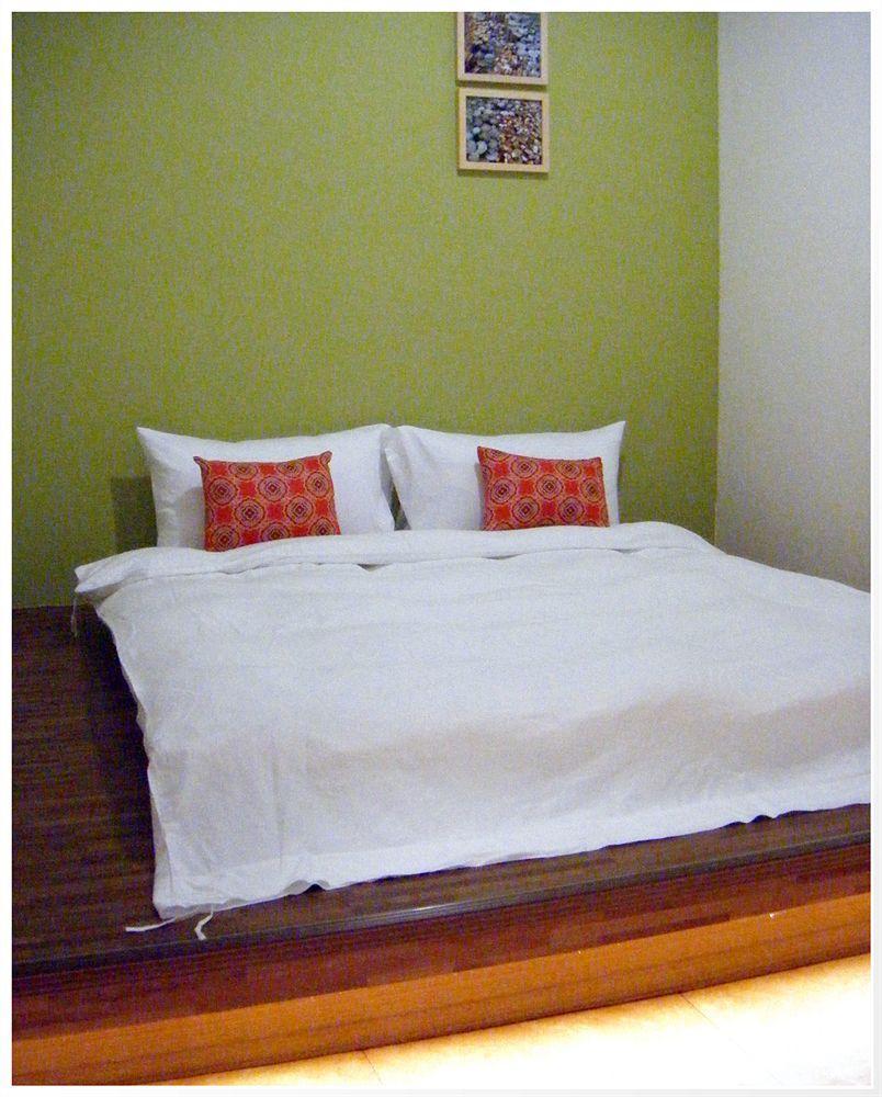 Mountain Traveler Inn จิ่วเฟิ่น ภายนอก รูปภาพ