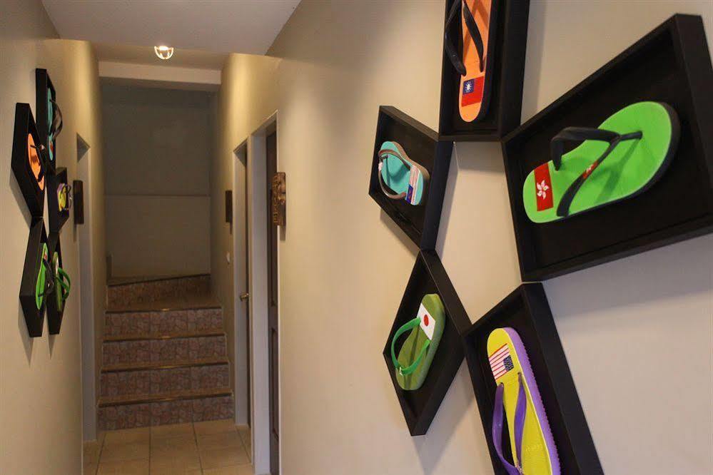 Mountain Traveler Inn จิ่วเฟิ่น ภายนอก รูปภาพ